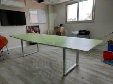 שולחן ישיבות, ניתן להזמין בכל גוון ומידה